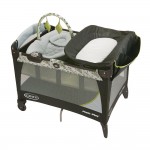 Graco Pack 'n Play with Newborn Napper Station